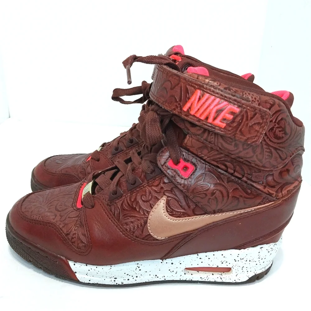 Nike Air Revolution‎ Sky Hi City Pack Milan, Limited Edition, Size 8.5| EUR 40